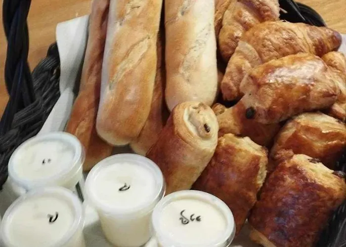 Du Cheval Blanc A Houmont Apartamento